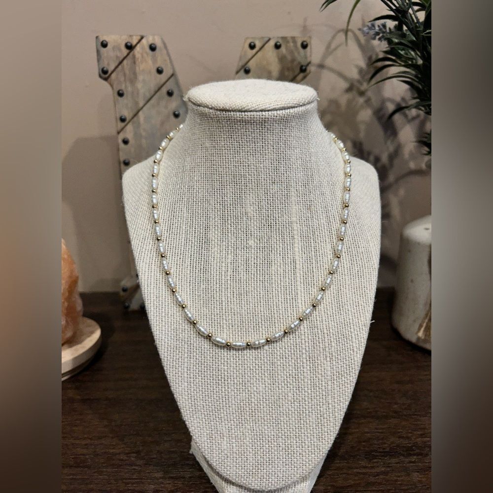 Fresh Water Pearls Necklace One Size EUC - Picture 2 of 5